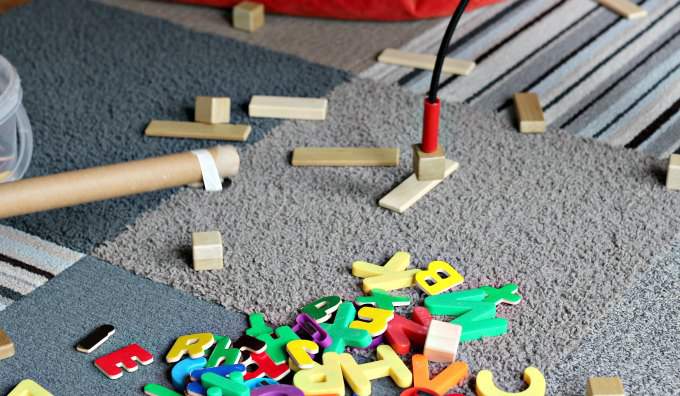 Magnet game indoor activity for kids