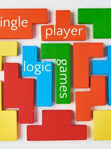 Wood puzzle logic game